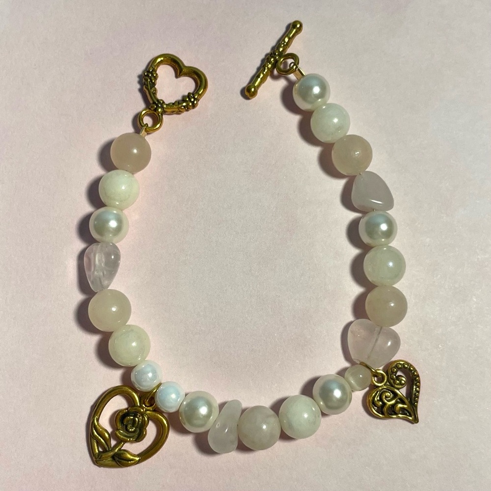 Elegant Heart Bracelet